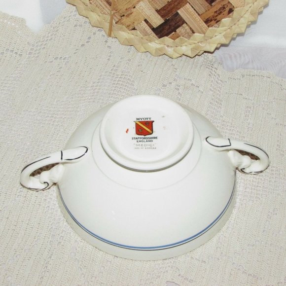 Myott Medici Cream Soup Bouillon Bowl Blue Bands Griffons England Vintage - Picture 2 of 4